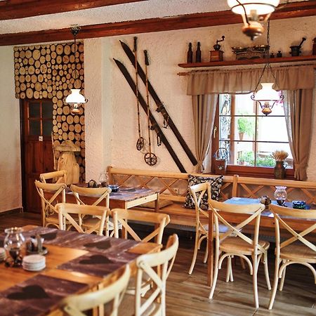 Pension & Restaurant Krakonos هاراشوف المظهر الخارجي الصورة