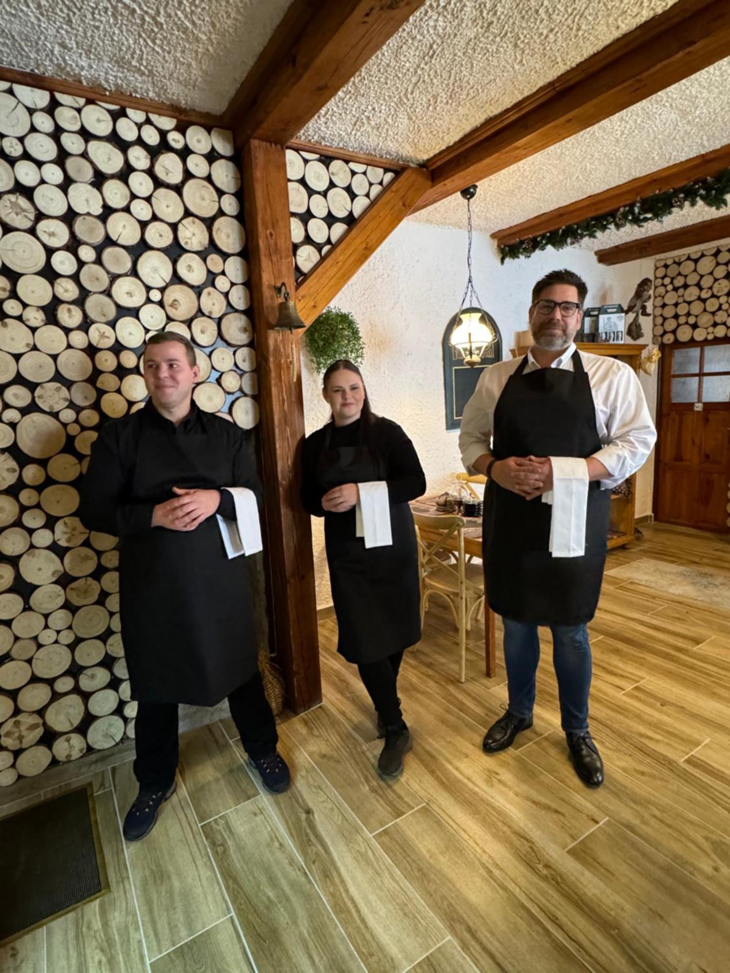 Pension & Restaurant Krakonos هاراشوف المظهر الخارجي الصورة