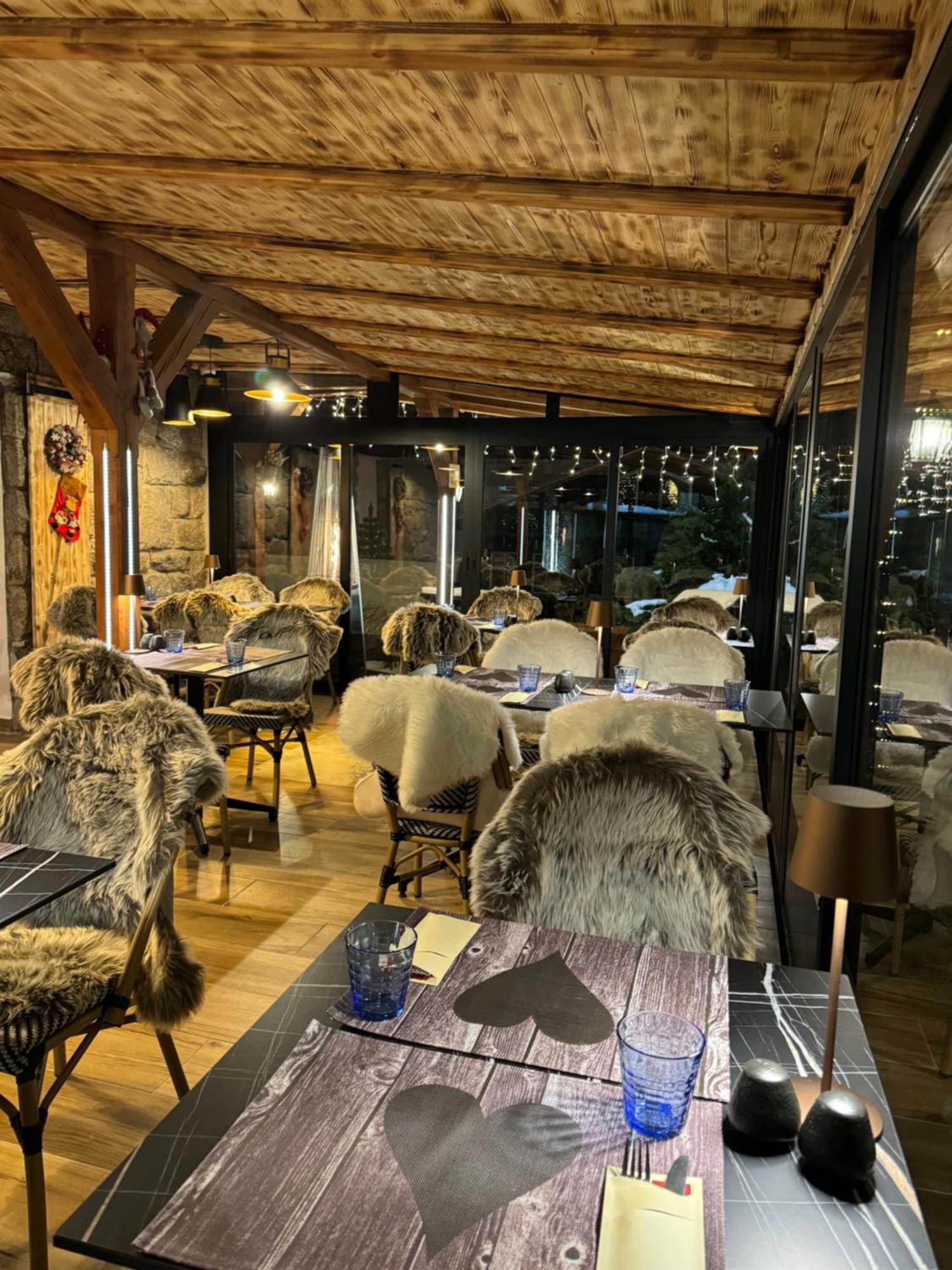 Pension & Restaurant Krakonos هاراشوف المظهر الخارجي الصورة
